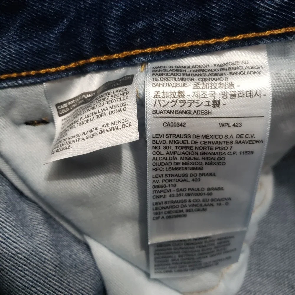 Levi's 505 Jeans Mens 38x30‎ Blue Straight Leg Denim Medium Wash